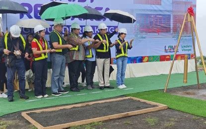 Iloilo town gets P10.